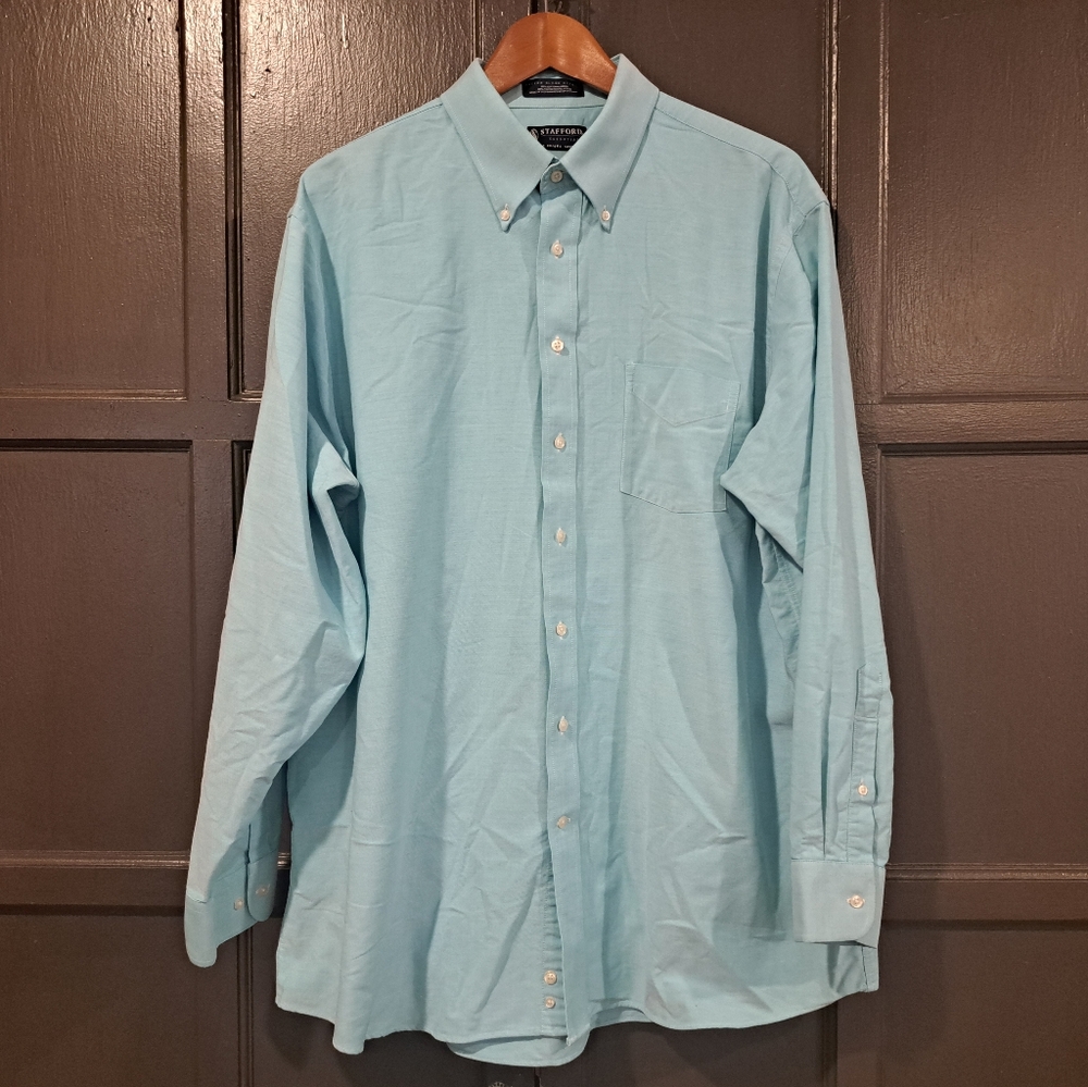 Blue Stafford Essentials dress shirt